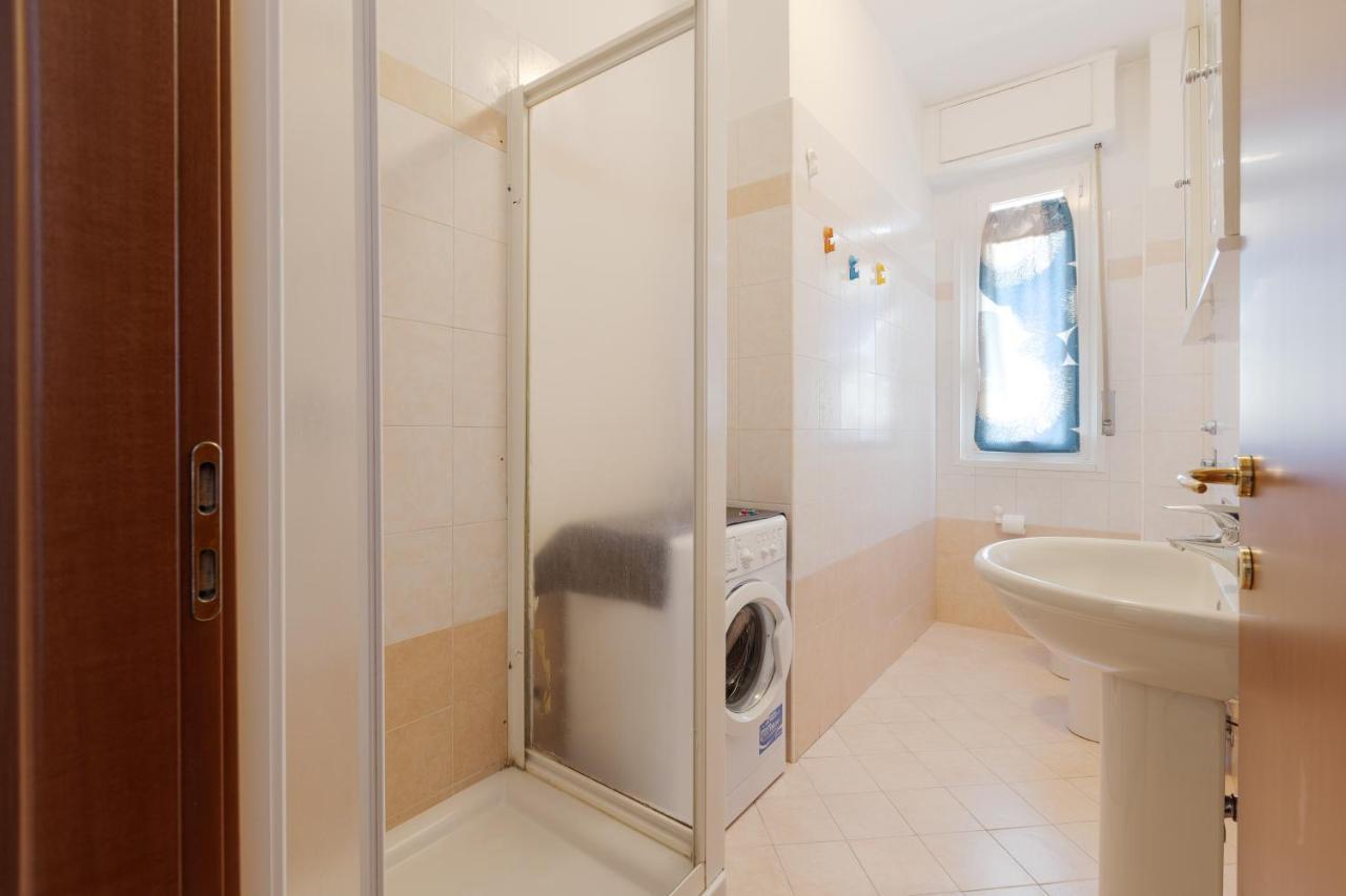 With Balcony - 50 M Far From M1 Pasteur * Milan